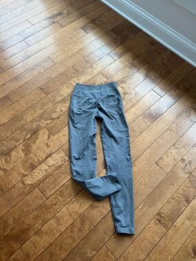 Alphalete Slate Gray High-Rise Performance Leggings